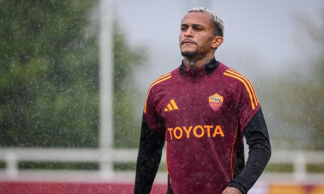 Roma, il "benvenuto" a Wesley: ladri in casa, il vigilante li mette in fuga