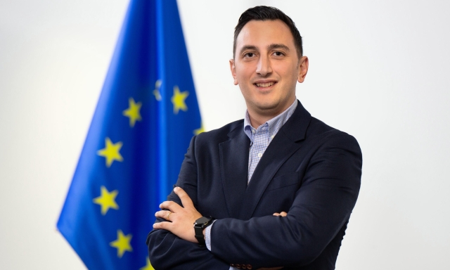 Il Commissario dell'UE per lo sport: "Milan-Como? No alle partite fuori dall'Europa" 1 Il Commissario dell'UE per lo sport: "Milan-Como? No alle partite fuori dall'Europa"