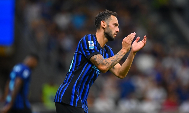 L'Inter ha bisogno del vero Calha: Juve e Ajax per allontanare il mercato. Ma il Gala...