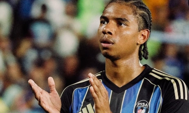 Stengs: "Io, Pisa e i 15 mesi senza calcio. A 16 anni non mollai grazie a mia madre"