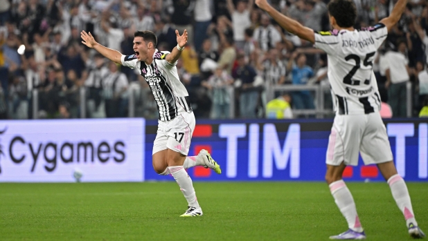 Juve-Inter, le pagelle: Yildiz ispirato e verticale, 8. Sommer mani bucate, da 4