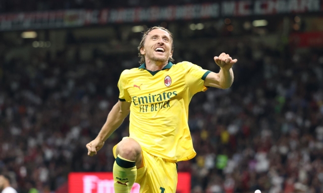 Modric, luce a San Siro e un regalo per i 40 anni. "Ma ora spero che nessuno mi ricordi più l'età"