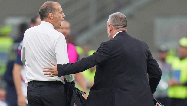 Giacche (e cravatte) in aria, sfuriate e alterchi: quando Allegri vede rosso