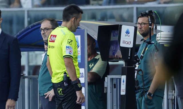 Dopo il disastro in Verona-Juve, l'arbitro Rapuano "retrocesso" in Serie B