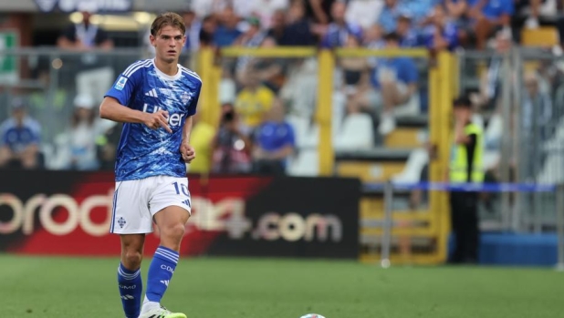 LIVE Alle 15 Como-Cremonese: Fabregas con Douvikas, Nicola punta su Bonazzoli-Johnsen