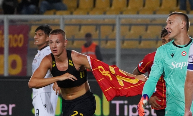 Camarda gol! Il baby-talento fa esplodere Lecce in pieno recupero. Bologna, pari beffa