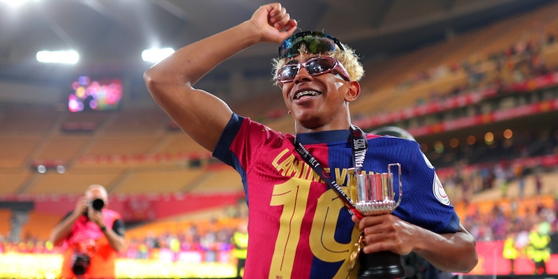 "Il Real ruba e si lamenta...": Lamine Yamal infiamma il Clasico, Madrid furiosa con Barcellona 15 "Il Real ruba e si lamenta...": Lamine Yamal infiamma il Clasico, Madrid furiosa con Barcellona