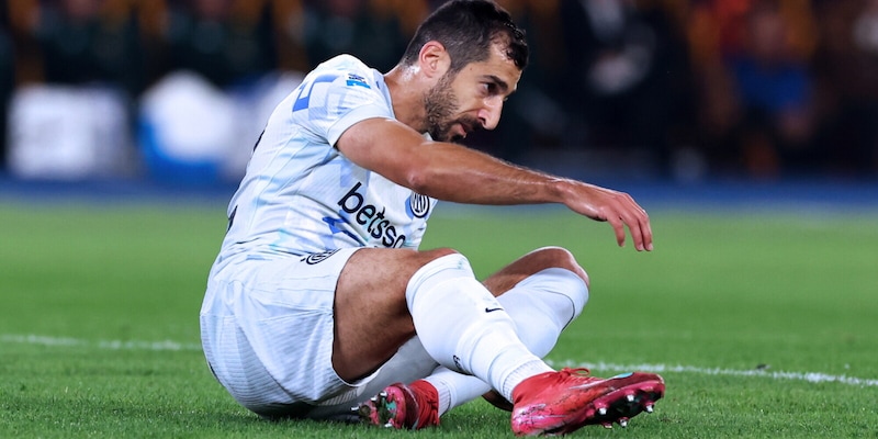 Mkhitaryan infortunato: l'esito degli esami Inter, quanto resterà fuori e quali partite salta