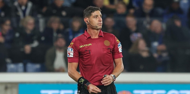 Serie A, gli arbitri della nona giornata: Collu per il Napoli, Massa per Pisa-Lazio 15 Serie A, gli arbitri della nona giornata: Collu per il Napoli, Massa per Pisa-Lazio