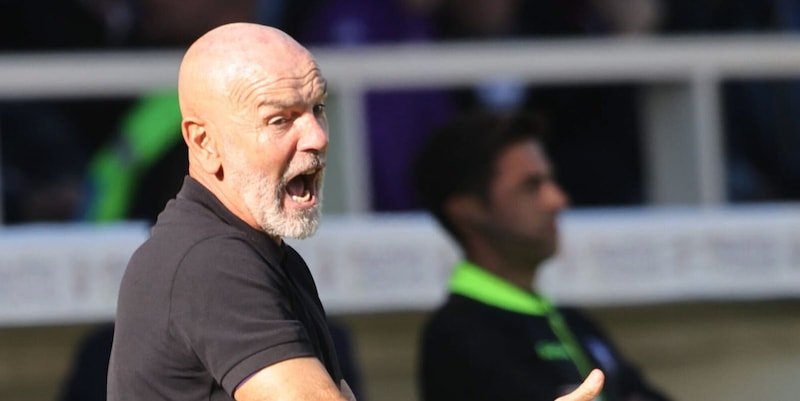 Pioli da esonero, tracollo Fiorentina: è in zona retrocessione "Ma noi meglio della Roma"