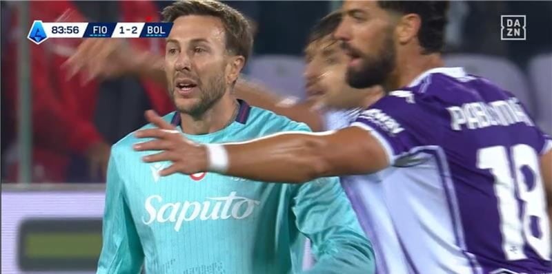 Bernardeschi e gli insulti del Franchi all'ingresso in campo: i tifosi della Fiorentina lo ricoprono di fischi 14 Bernardeschi e gli insulti del Franchi all'ingresso in campo: i tifosi della Fiorentina lo ricoprono di fischi