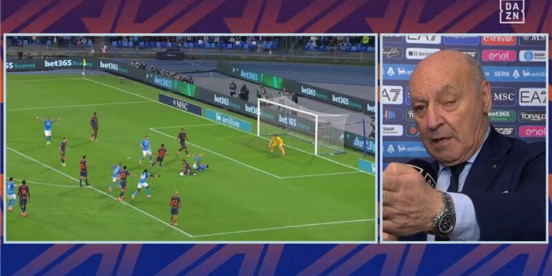 Furia Marotta sul rigore del Napoli: "Non è un rigorino questo? Spiegatemi perché ha deciso l'assistente e non l'arbitro" 8 Furia Marotta sul rigore del Napoli: "Non è un rigorino questo? Spiegatemi perché ha deciso l'assistente e non l'arbitro"