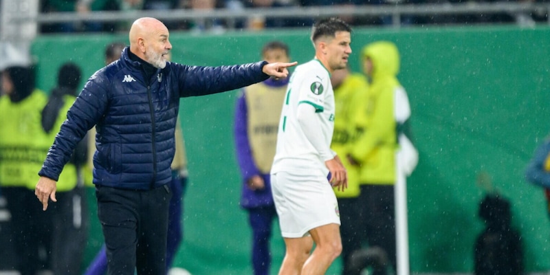 Pioli dopo Rapid Vienna-Fiorentina: "Dovremo crescere sotto ogni aspetto". Poi il messaggio per Italiano