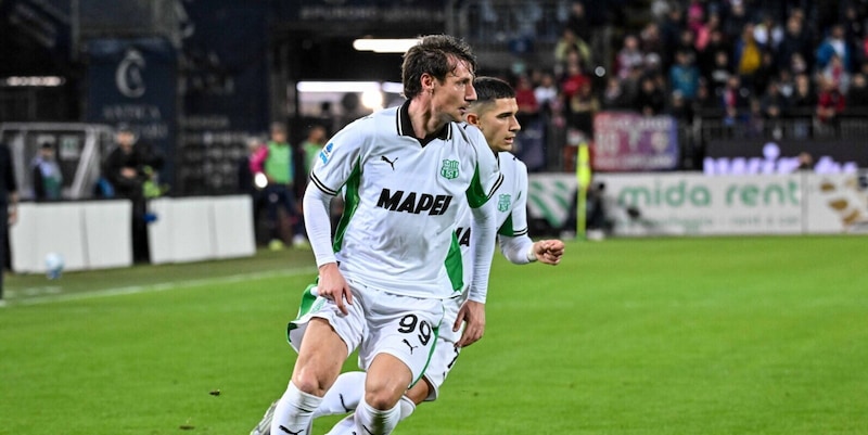 Grosso: "Non ci mettiamo freni, manteniamo i piedi per terra. Pinamonti? Grande potenziale” 15 Grosso: "Non ci mettiamo freni, manteniamo i piedi per terra. Pinamonti? Grande potenziale”