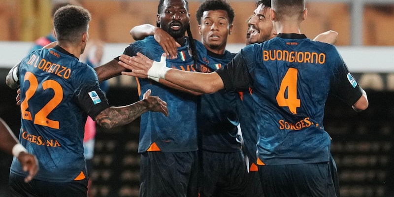 Lecce-Napoli, i top e flop: Neres cambia la partita, Politano in ombra 10 Lecce-Napoli, i top e flop: Neres cambia la partita, Politano in ombra