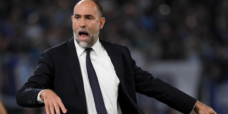 Tudor traballa: "Passo indietro? No, si fanno solo in avanti". Rivivi la diretta 12 Tudor traballa: "Passo indietro? No, si fanno solo in avanti". Rivivi la diretta