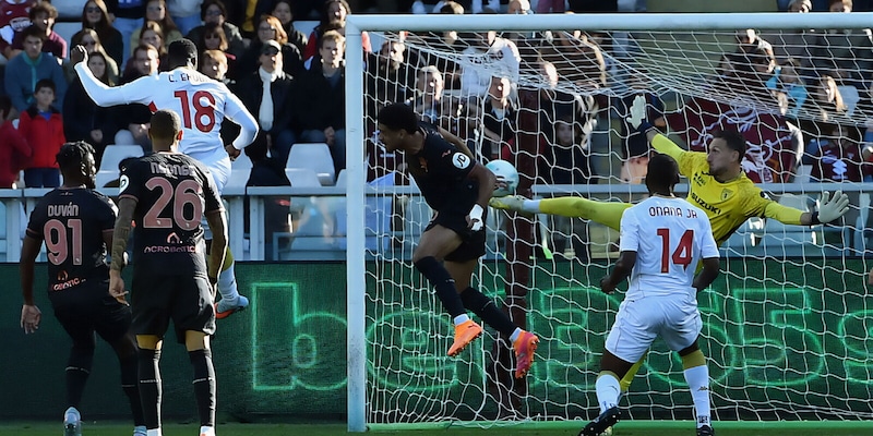 Israel non recupera. C’è di nuovo Paleari l’uomo dei miracoli