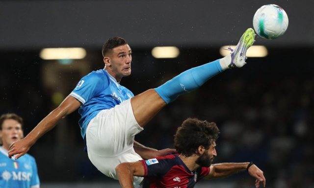 Napoli, le ultime verso il Lecce: in attacco c'è Lucca, McTominay a riposo 12 Napoli, le ultime verso il Lecce: in attacco c'è Lucca, McTominay a riposo