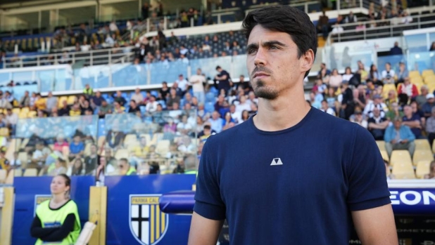 Parma, Cuesta: "Partita solida, continuiamo così. Estevez? Dà tanto ai compagni" 16 Parma, Cuesta: "Partita solida, continuiamo così. Estevez? Dà tanto ai compagni"