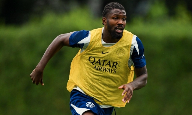 Inter, Thuram migliora e lavora in campo: tra giovedì e venerdì tornerà in gruppo 8 Inter, Thuram migliora e lavora in campo: tra giovedì e venerdì tornerà in gruppo