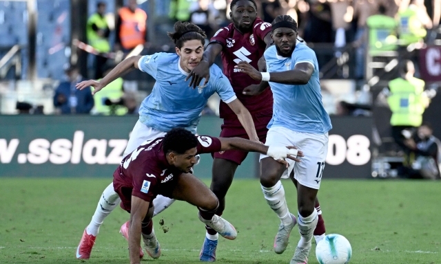 Lazio-Torino, sei gol e un recupero folle: un rigore di Cataldi al 103' beffa i granata