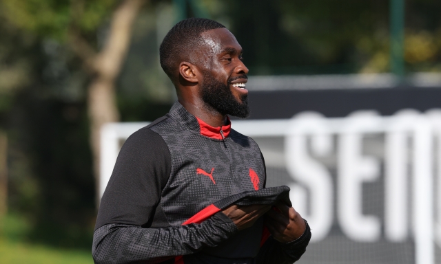 Allegri prepara il suo Milan. Tomori pronto per giocare, a sinistra Bartesaghi