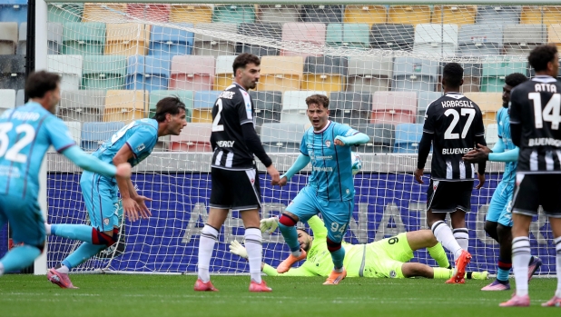 LIVE Al 45' Udinese-Cagliari 0-1: gol di Borrelli. Due legni per i friulani con Zaniolo e Atta