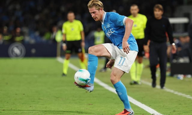 Napoli-Inter, le formazioni ufficiali: Conte con Neres punta, Chivu sceglie Bonny