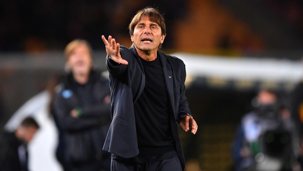 Infortuni, polemiche e veleni: Conte dà il meglio di sé quando è accerchiato