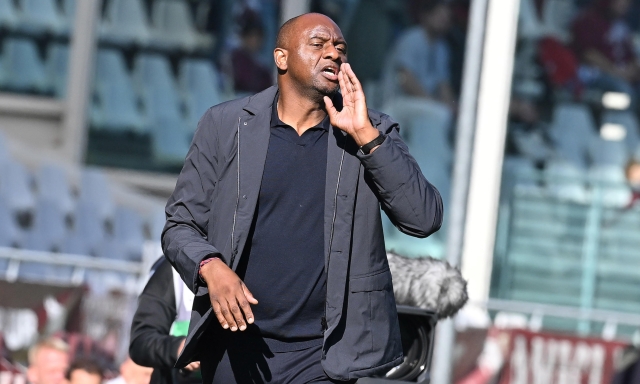 Vieira in bilico, con la Cremonese il Genoa non può sbagliare: servono gol e la prima vittoria 1 Vieira in bilico, con la Cremonese il Genoa non può sbagliare: servono gol e la prima vittoria