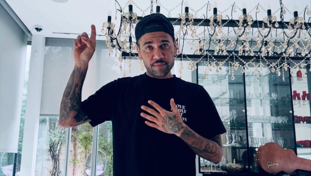 Bibbia, pallone, capannoni e santini nelle calze: storia dei calciatori folgorati dalla fede 8 Bibbia, pallone, capannoni e santini nelle calze: storia dei calciatori folgorati dalla fede