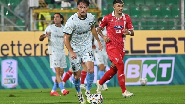 Il pagellone di Serie B: al Catanzaro è nata una stella da 8. Palermo, esame fallito: 4,5 12 Il pagellone di Serie B: al Catanzaro è nata una stella da 8. Palermo, esame fallito: 4,5