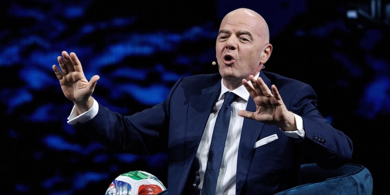 La miopia della Fifa e i contentini di Infantino, hanno svenduto l'Europa: nel '90 14 posti ai Mondiali…