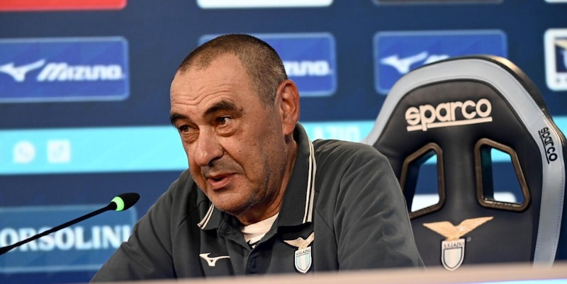 Sarri prima di Inter-Lazio: "La finta convinzione non conta un caz..., voglio 25 folli scatenati"