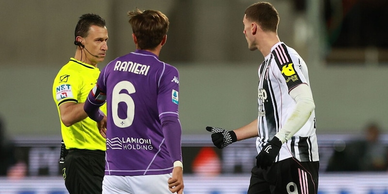 "Sei uno zingaro", il Franchi insulta Vlahovic in continuazione. Doveri decide...di non decidere