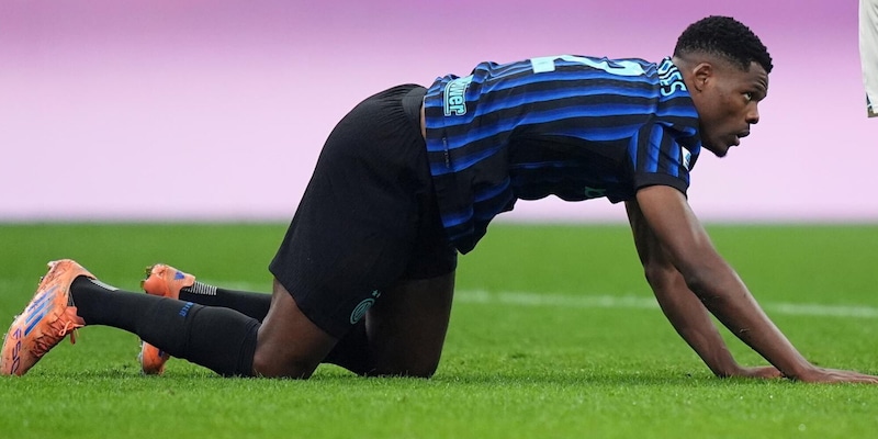 Inter con il fiato sospeso per Dumfries: derby contro il Milan a rischio?