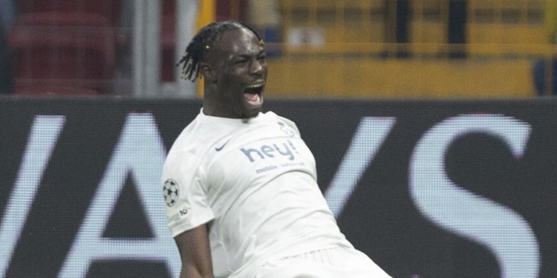 Il canadese&hellip; David affonda il Galatasaray. Prima gioia Mourinho: il Benfica sbanca Amsterdam