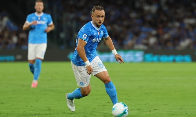 Napoli, centrocampo a pezzi: Conte si affida al pilastro Lobotka