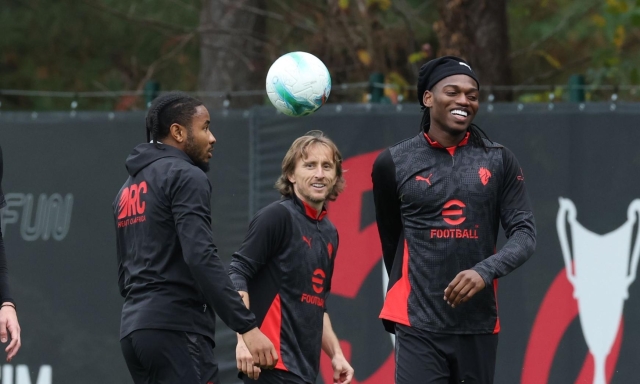 Leao e Nkunku, gli imprevedibili: Allegri e la strana coppia del Milan 12 Leao e Nkunku, gli imprevedibili: Allegri e la strana coppia del Milan