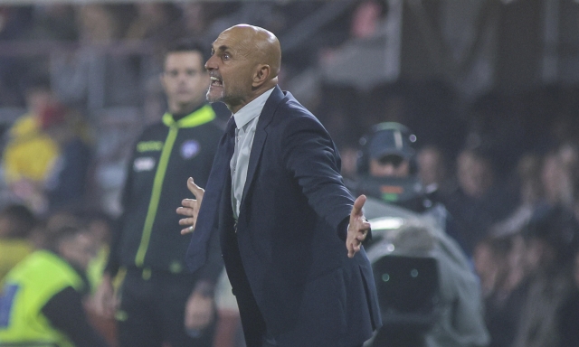 Spalletti: "Siamo la Juve e la pressione si sente. Mi fido del gruppo, bisogna crescere in fretta"