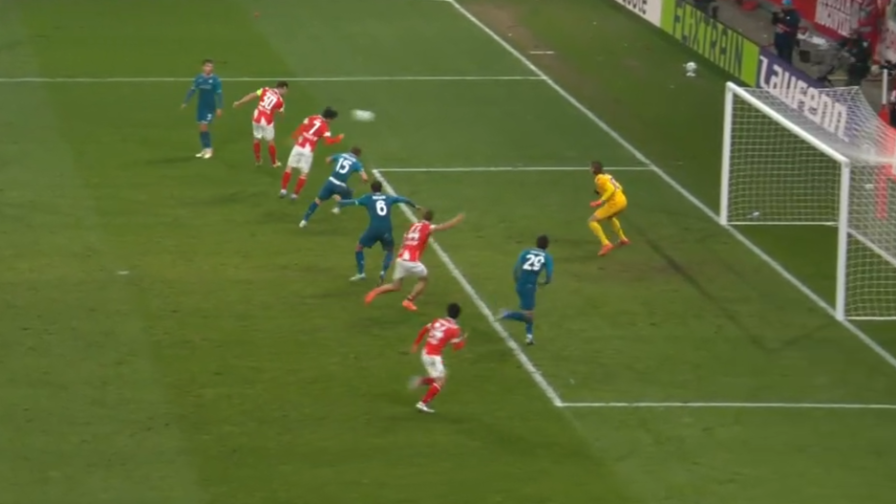 Fiorentina, quanti errori! E il Mainz la rimonta così: gli highlights