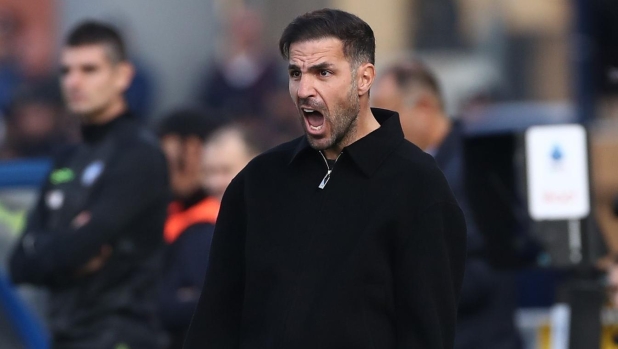 Fabregas: "Fatichiamo con chi pensa solo a difendersi. Il cambio di Morata..."