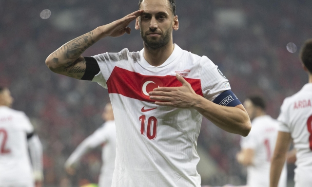 Inter, Calha lascia la Turchia: problema alla mano. Ma nel derby ci sarà