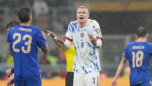 Haaland, che frecciate a Mancini: "Mi toccava il sedere, ma grazie a lui ho segnato due gol..."