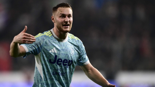 Koop, fai come loro: c'è chi da centrocampista è arretrato in difesa e ha vinto il Pallone d'oro