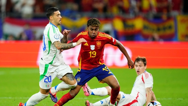 In Italia Yamal avrebbe giocato da titolare a 16 anni?