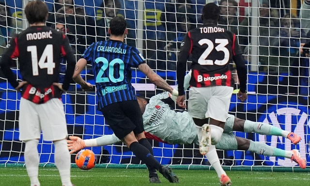 Sbaglia sul gol di Pulisic e si fa ipnotizzare sul rigore: Calha horror nel suo derby