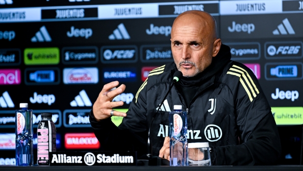 Spalletti: "Il freddo sarà un fattore. Difesa a 4? È prematuro stravolgere tutto"