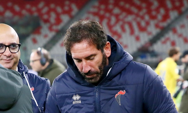 Bari, esonerato Caserta. Al suo posto torna Vivarini, saltato a Pescara pochi giorni fa