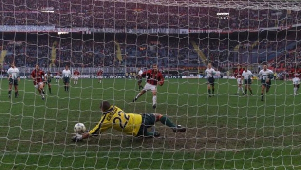 Da Bilica con Sheva a Porro e Felipe Melo. Quando il portiere per caso è decisivo